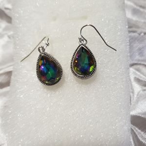 Quality 925 Alexandrite teardrop earrings. Brand new.